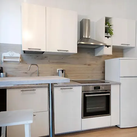 Apartamento Bilocale Via Rimembranze 6